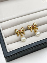 Load image into Gallery viewer, Vintage 14k Gold Pearl+Amethyst Bow Drop Earrings
