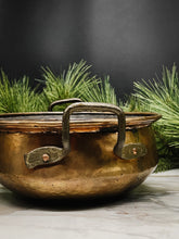 Load image into Gallery viewer, Antique Hammered Handled Copper Multiuse Pot / Planter
