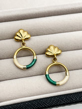 Load image into Gallery viewer, Vintage 14k Gold + Enamel Earrings
